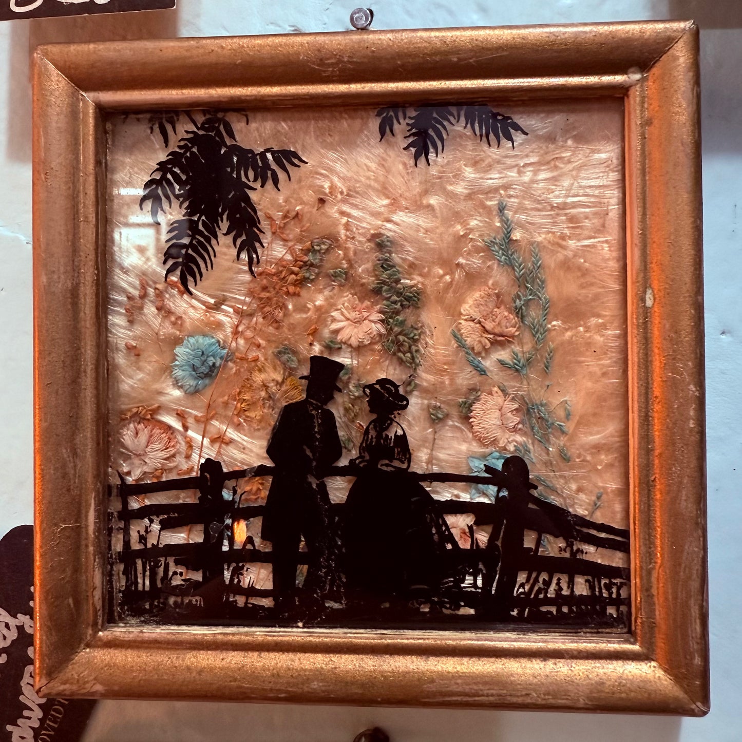 Antique Milkweed Gold Framed Couple Fence Hat