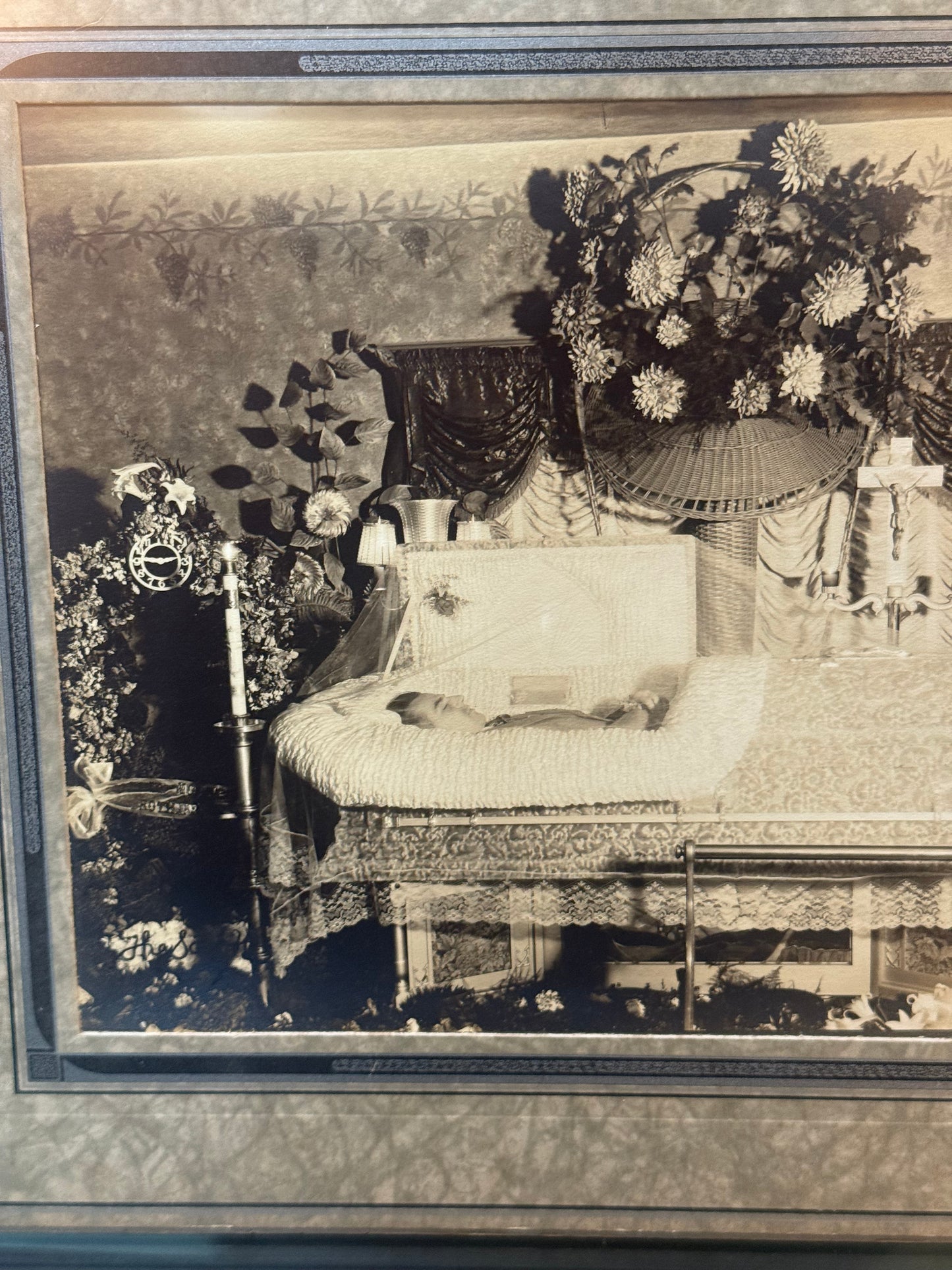 Victorian Memento Mori Funeral Photo Cabinet Card