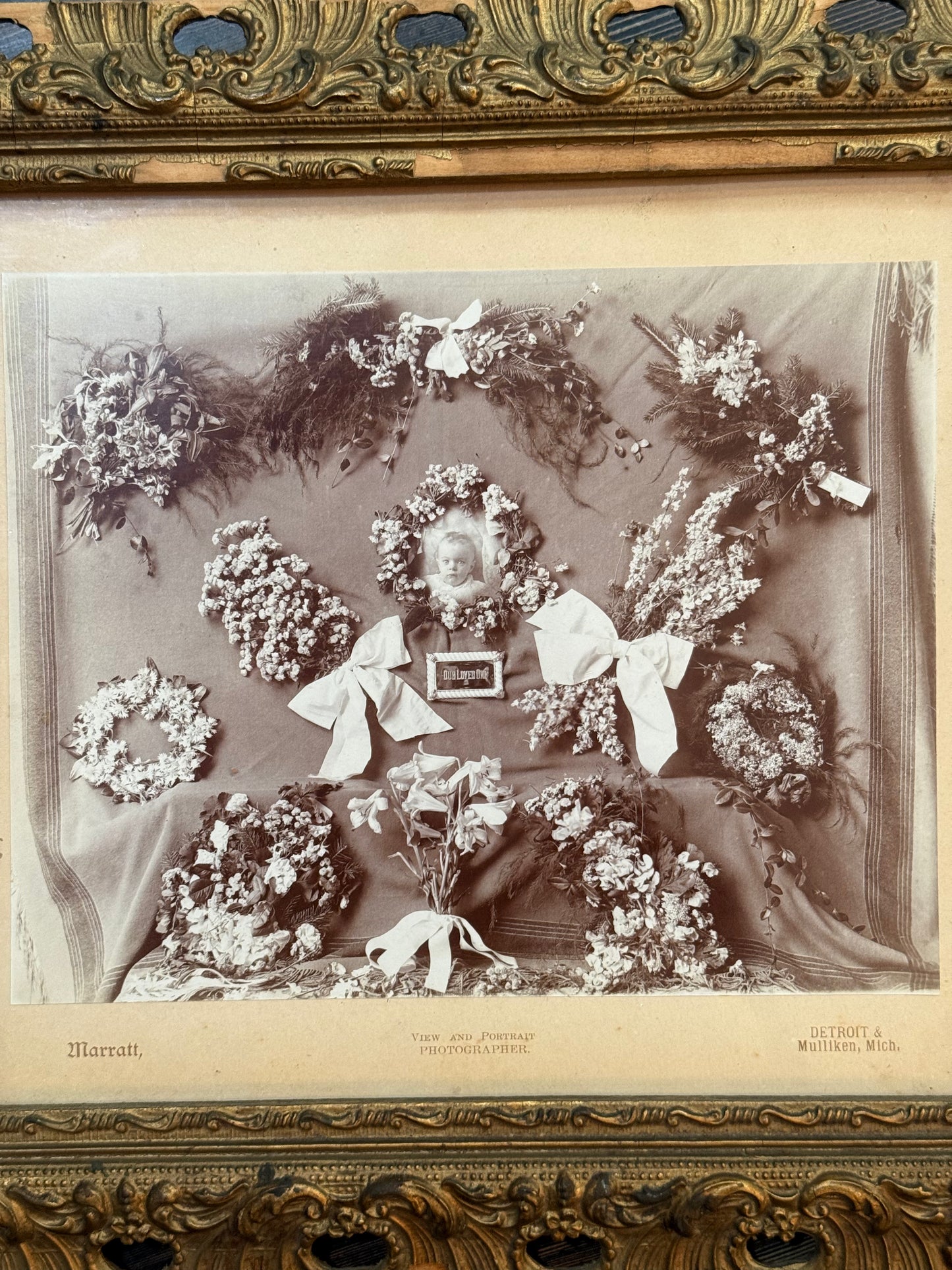 Victorian Memento Mori Funeral Photo Cabinet Card Child Gold Frame