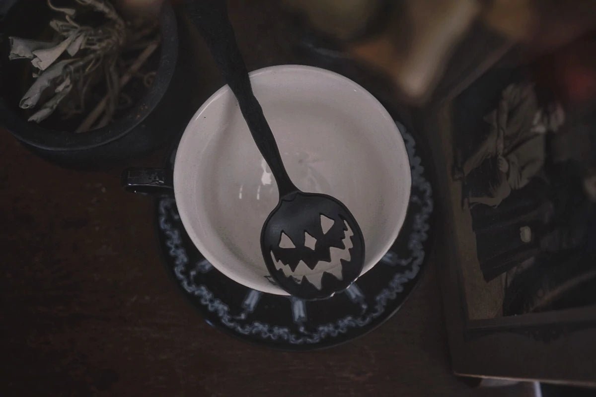 Haunted Hallows Tea Spoon - Loved To Death