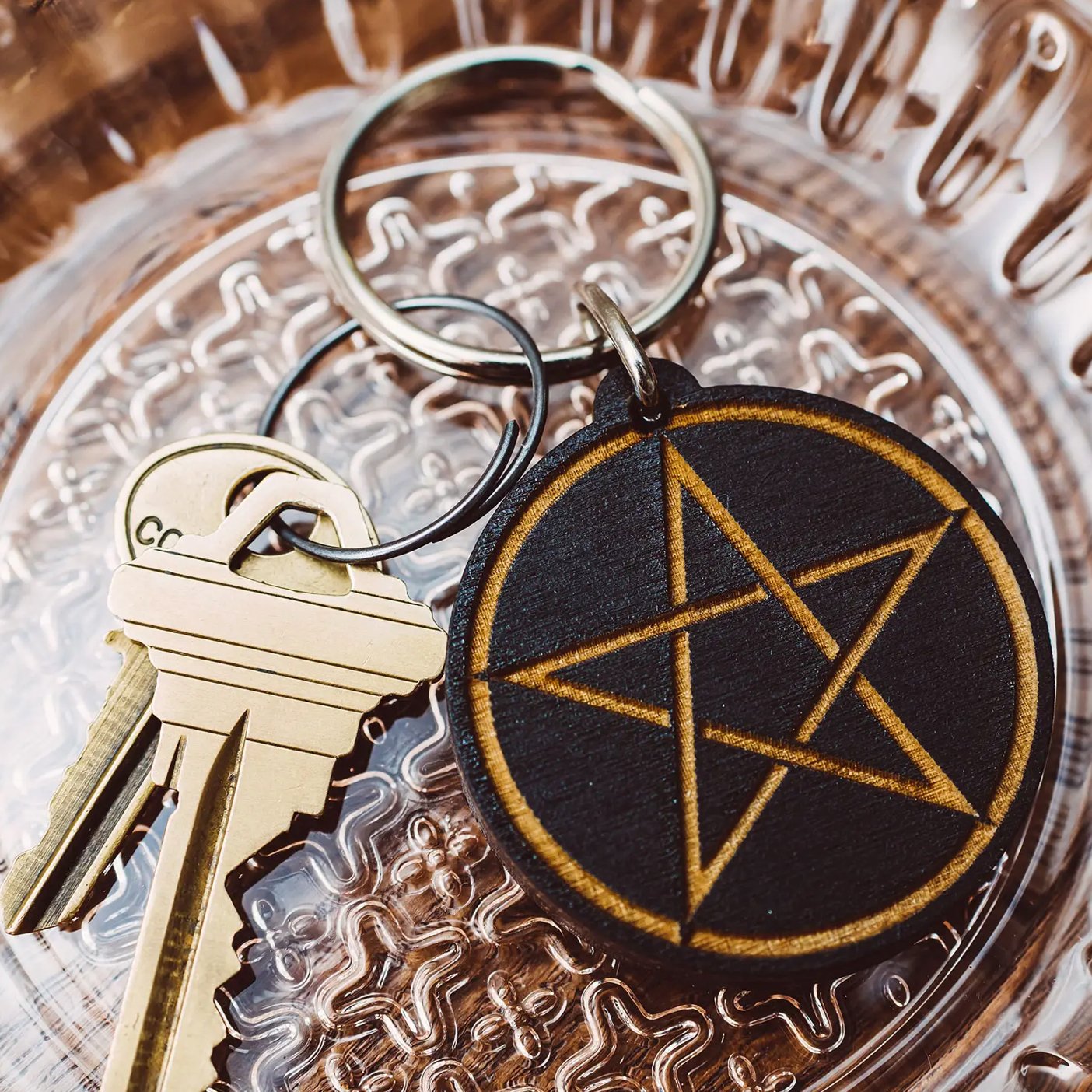 Pentagram Wooden Keychain - Loved To Death