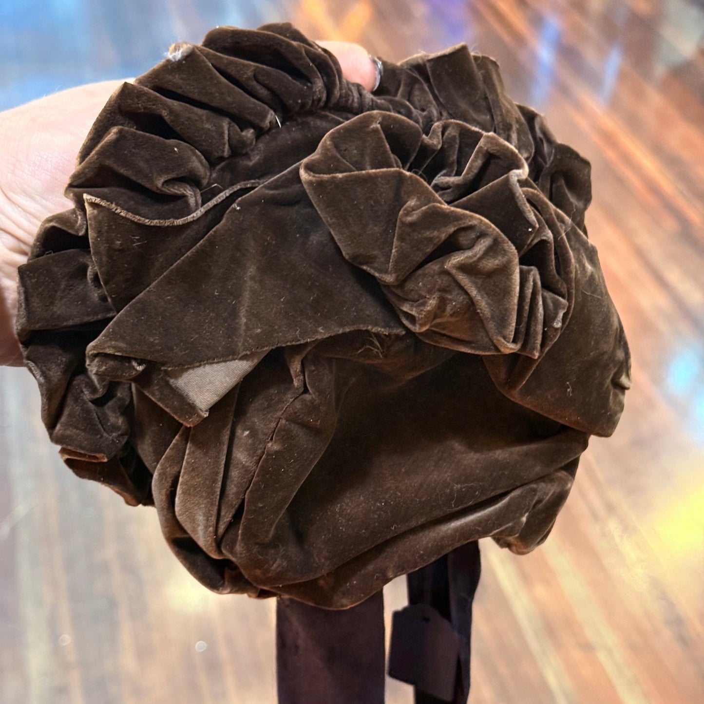 Victorian Deep Brown Velvet Mourning Hat Long Ties - Loved To Death