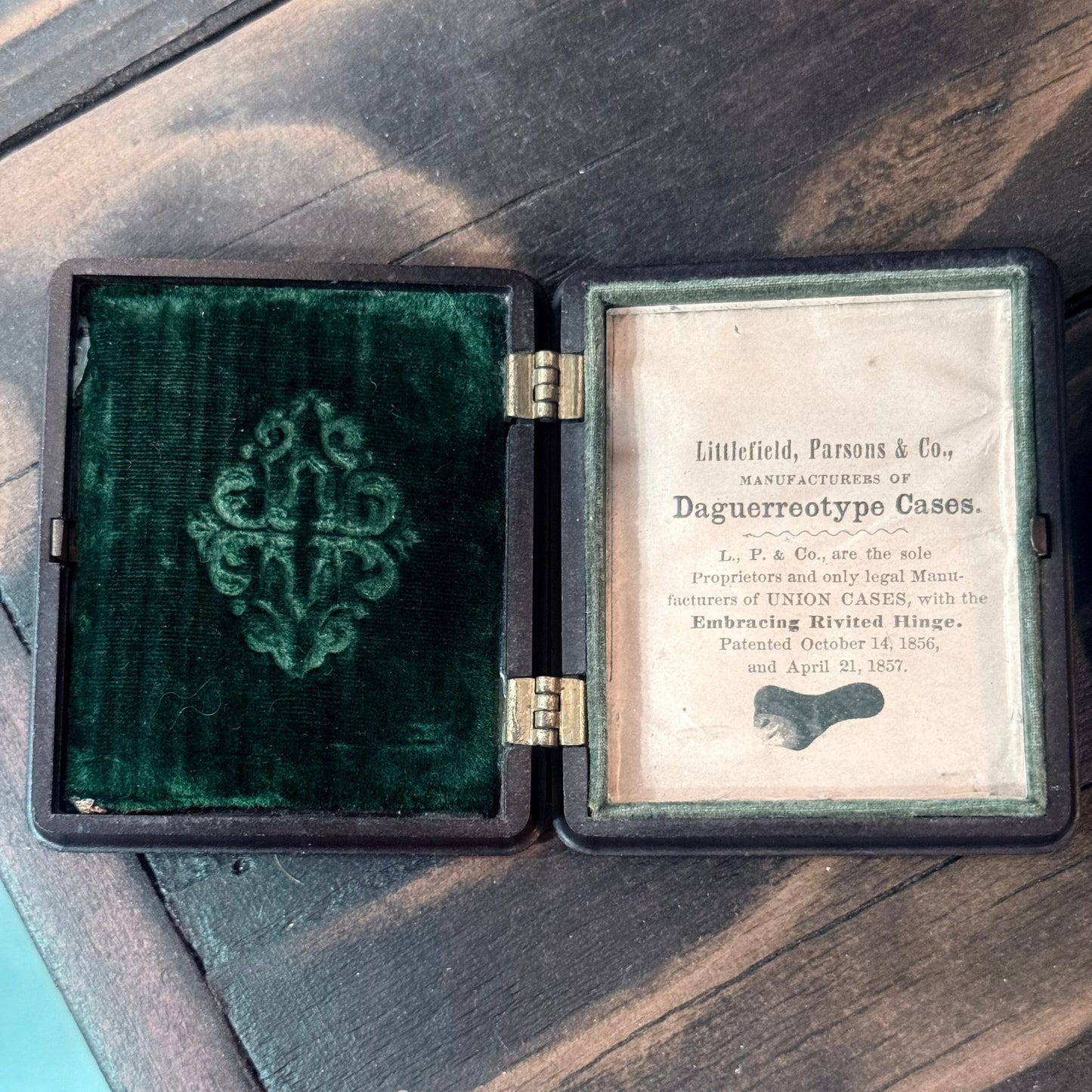 Victorian Mourning Acorn Case Gutta Percha - Loved To Death