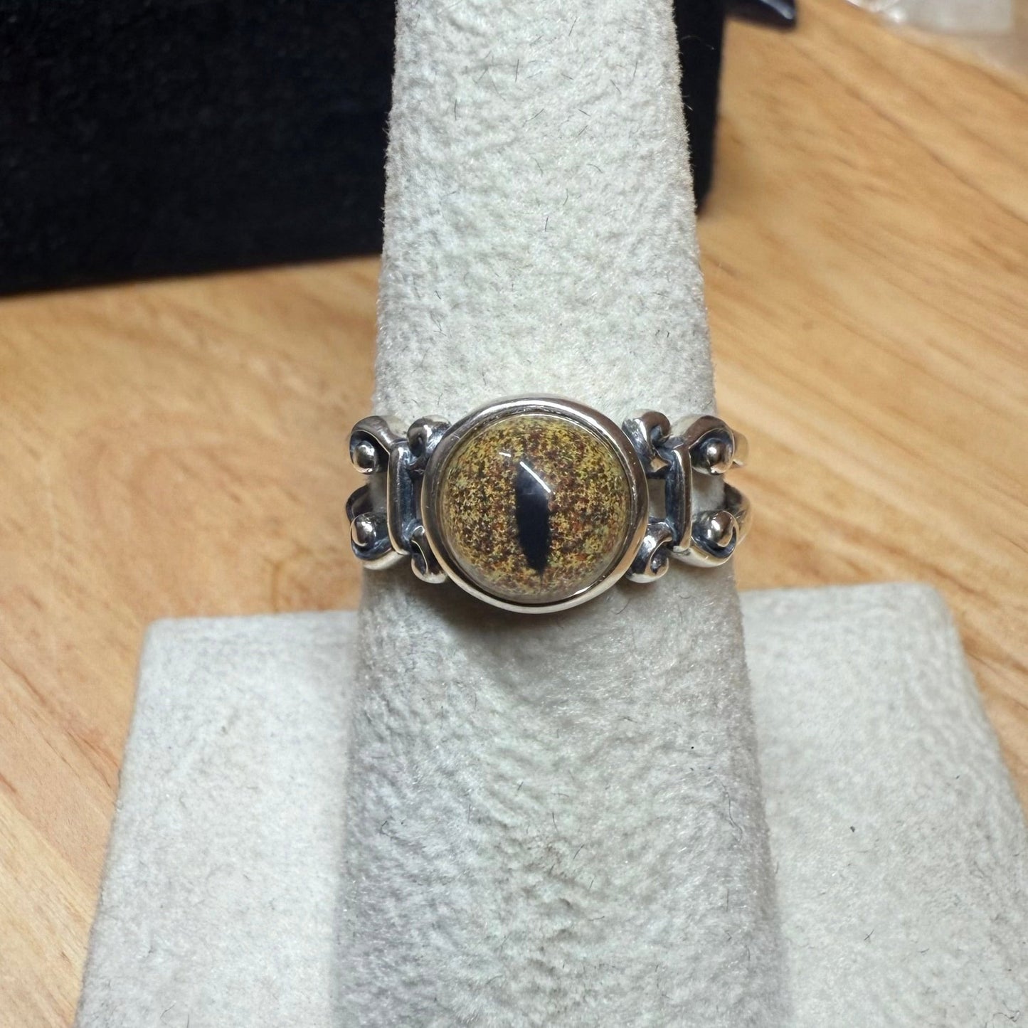 Yellow Snake Eye Sterling Silver Scroll Filigree Ring - Loved To Death
