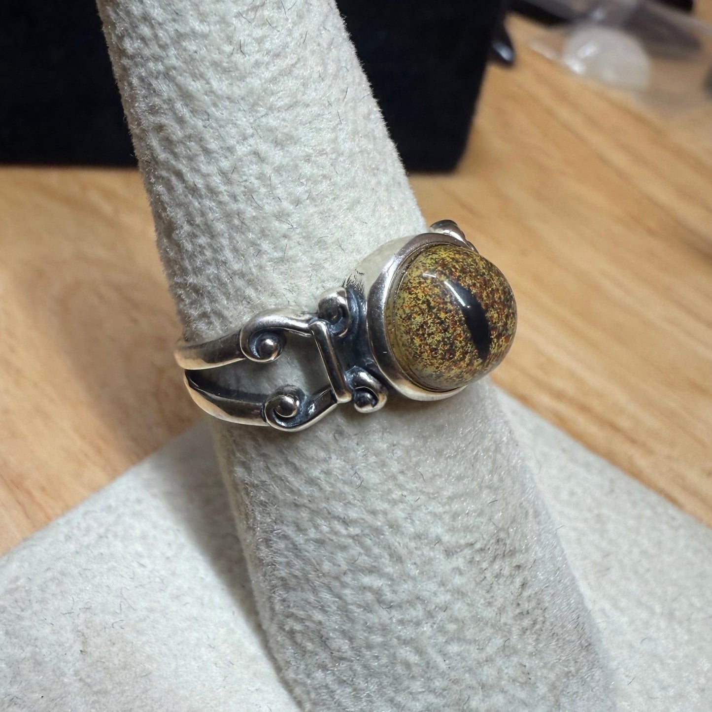 Yellow Snake Eye Sterling Silver Scroll Filigree Ring - Loved To Death