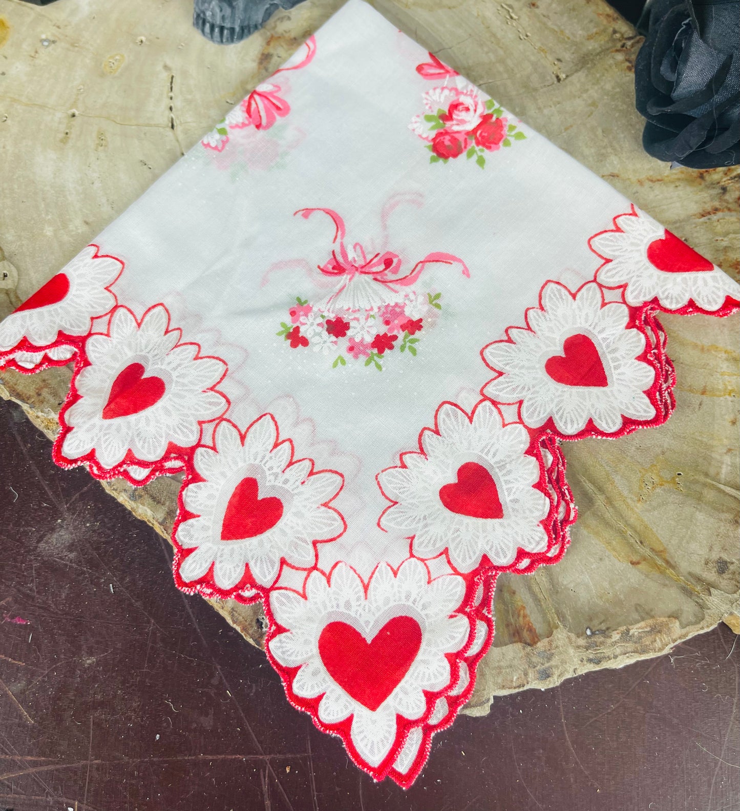 Antique Valentine Flower Bouquets Scalloped Hearts Handkerchief