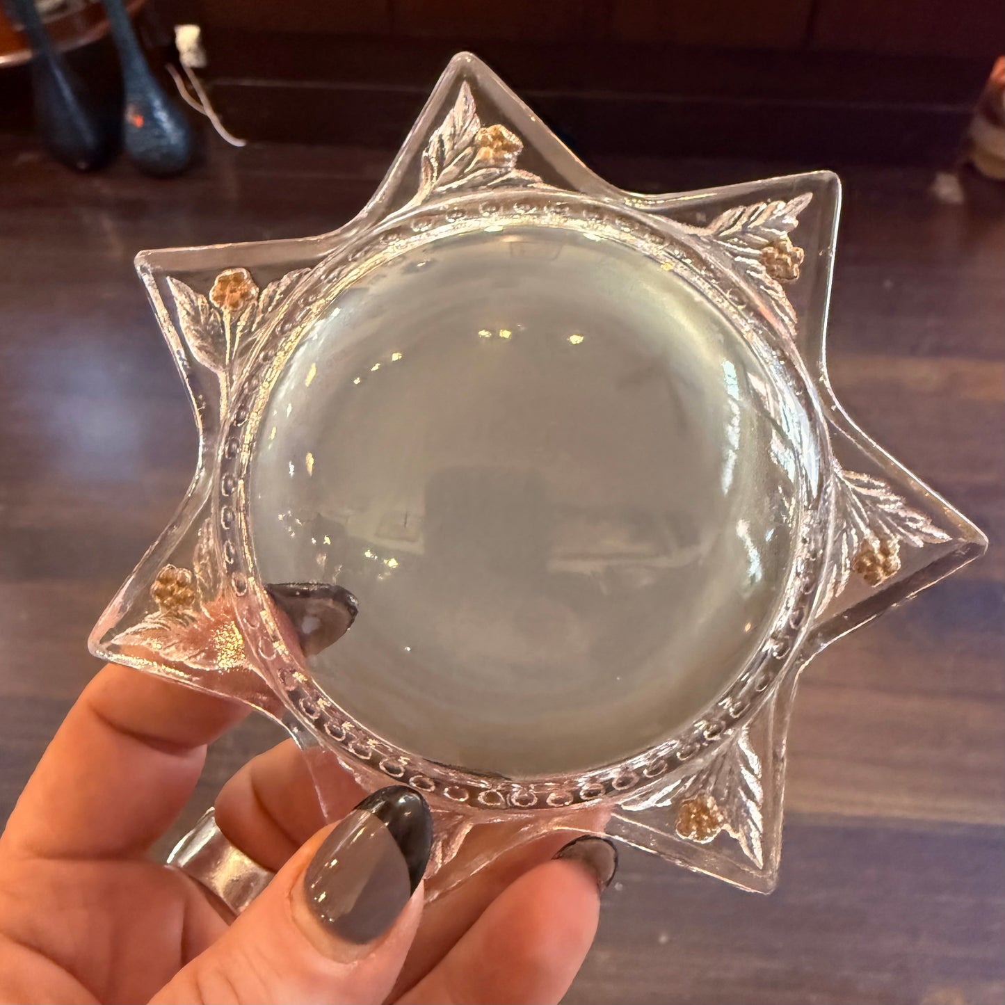 Victorian Mourning Star Glass Magnifier