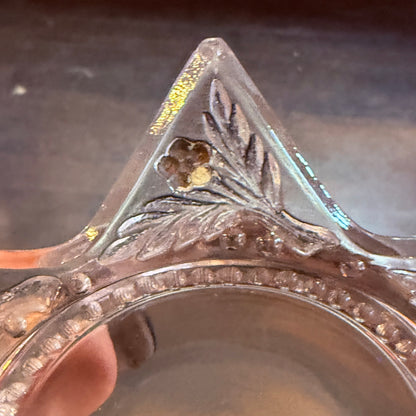 Victorian Mourning Star Glass Magnifier
