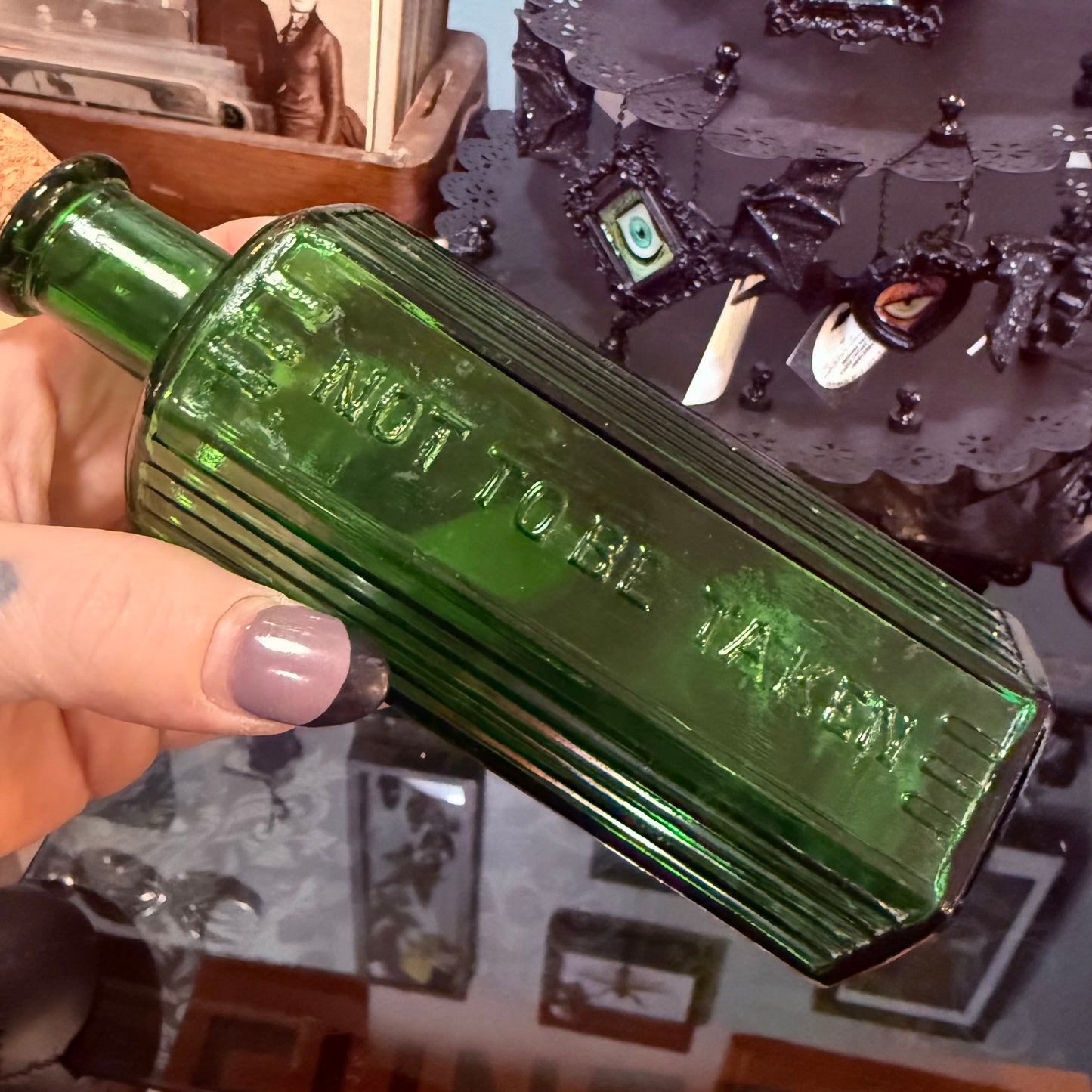 Antique Emerald Green Poison Bottle Hexagonal 6”