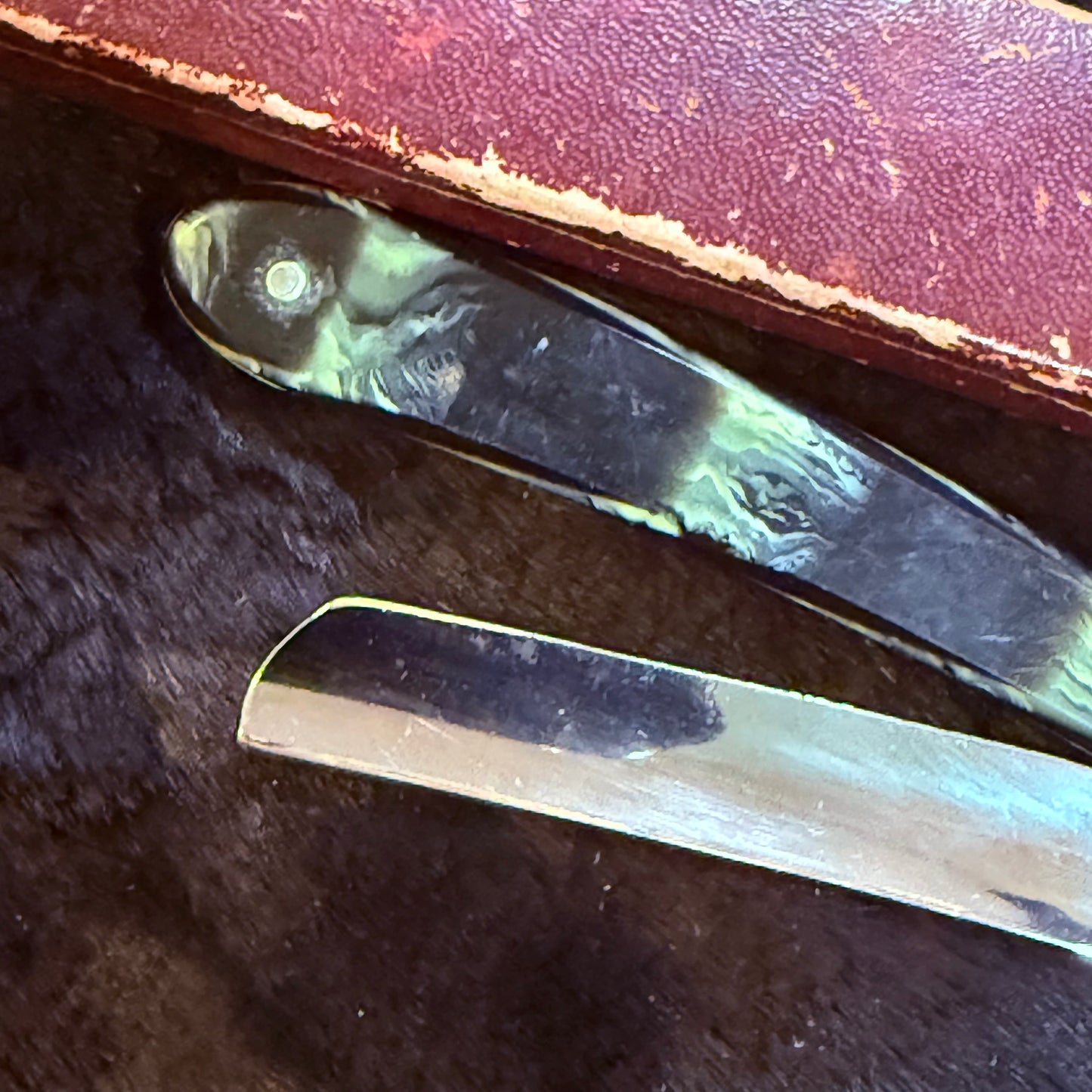 Antique Black & Green Razor With Box
