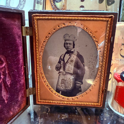 Victorian Masonic Man Tintype Angel Deer Case 1/4 Plate