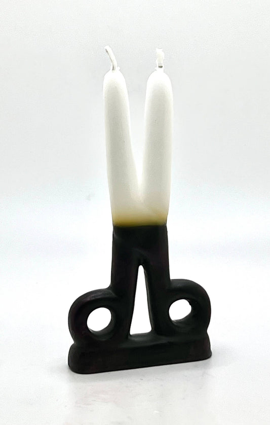Scissors Candle White and Black reversible 5-6"