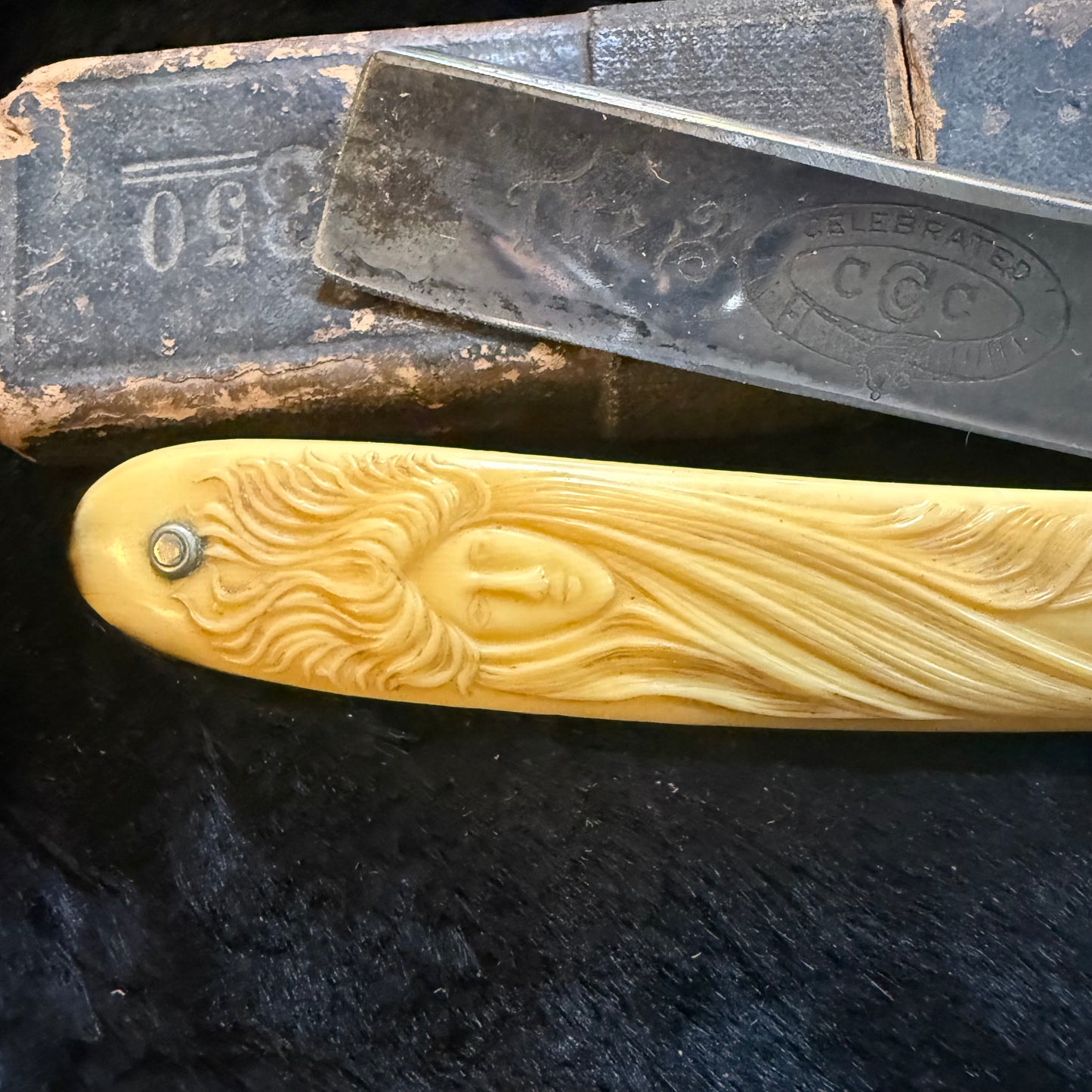 Antique Art Nouveau Woman Face Celluloid Razor With Box