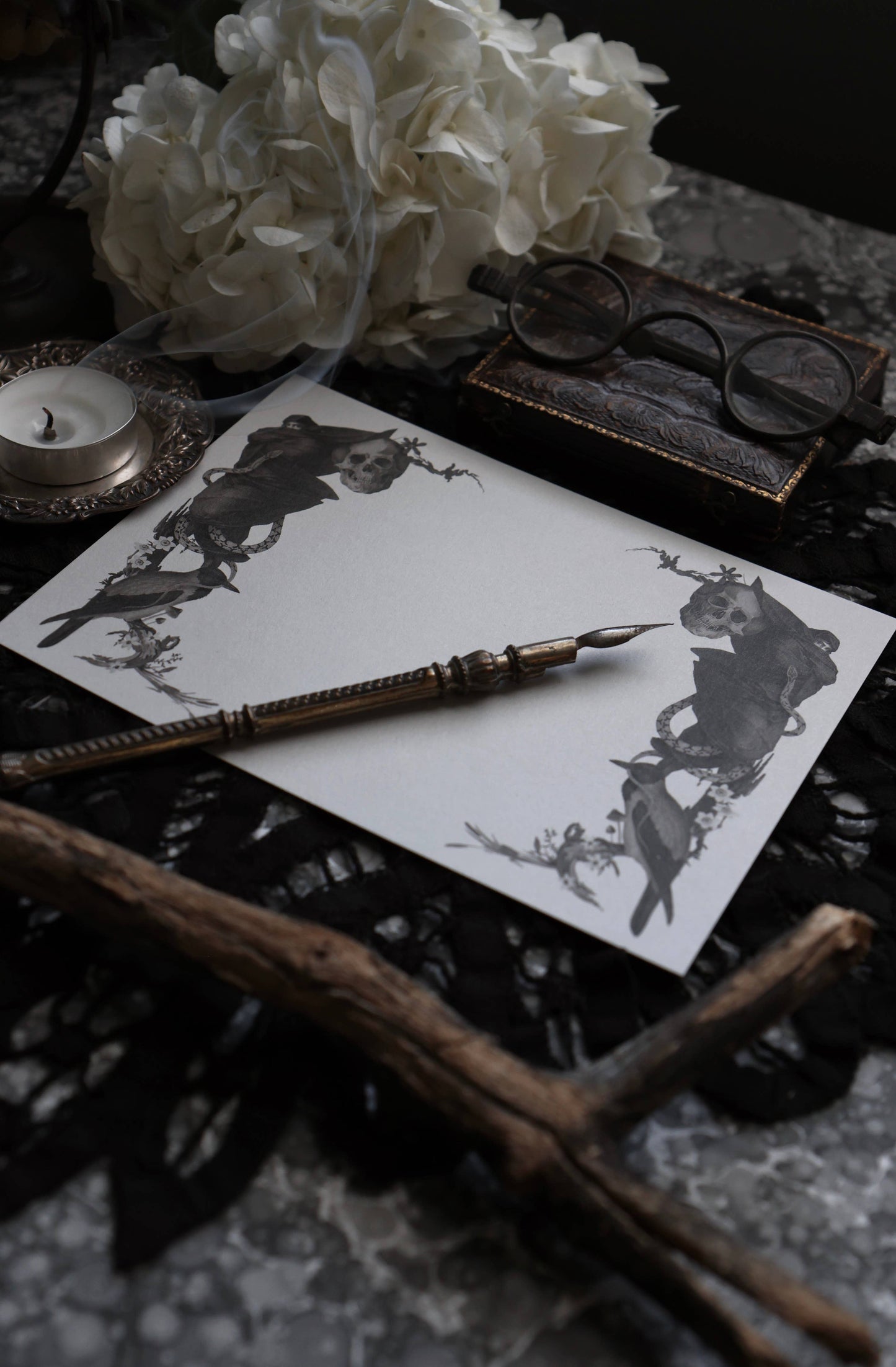Dark Frame Notecard Set