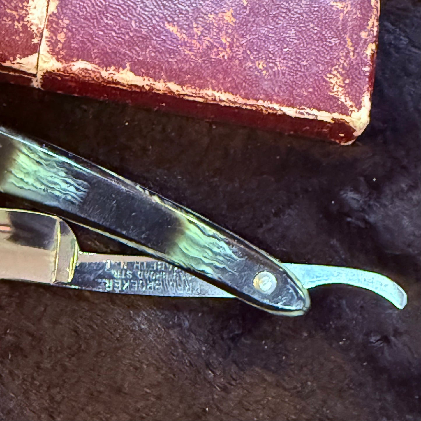 Antique Black & Green Razor With Box