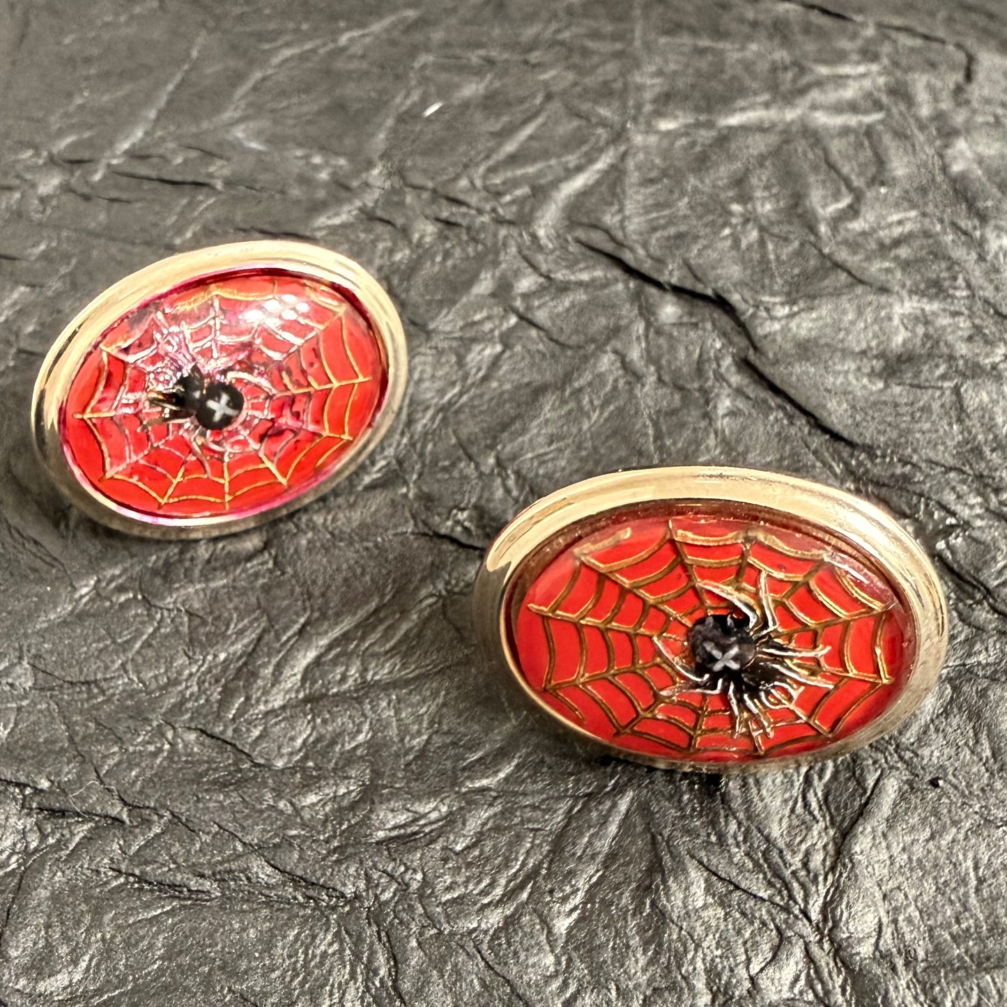 Antique Spiderweb Gold Tone Cufflinks