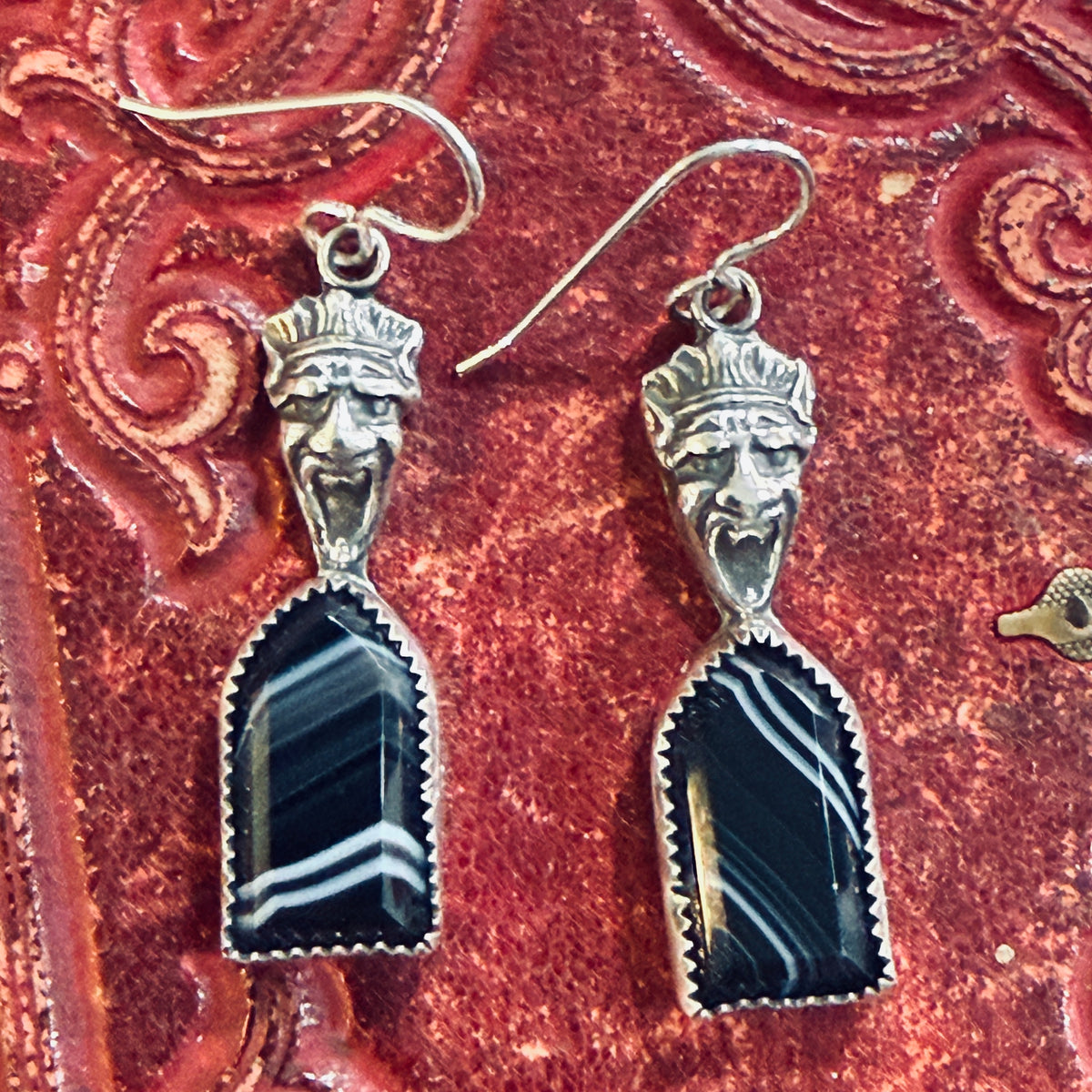Handcrafted Sterling 1800’s Screaming Gargoyle Banded Agate Coffin Earrings