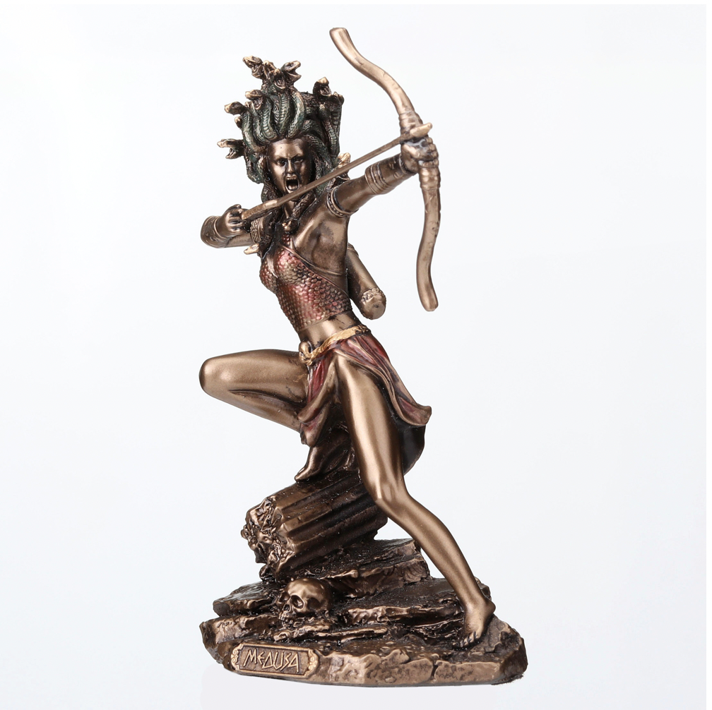 Medusa Mini Altar Figure 4"
