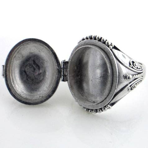 Gothic Oval Poison Ring Sterling Silver & Onyx or Moonstone - Loved To Death
