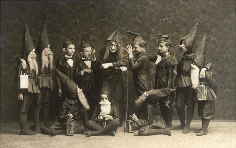 Postcard Children Dressed and Elves and Witch KU - 49 - Loved To Death