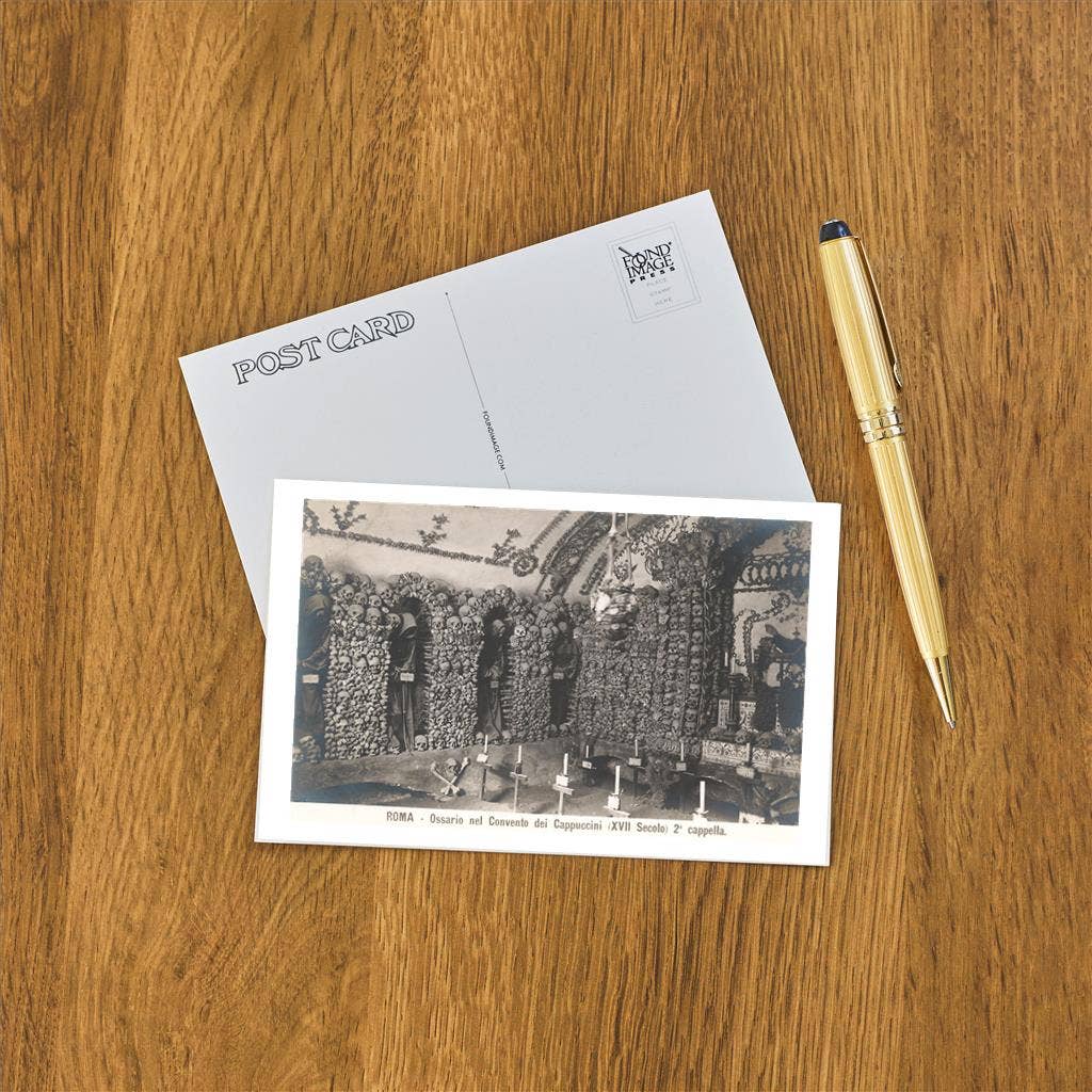 Postcard Ossuary of the Capuchin Convent IT - 343 - Loved To Death
