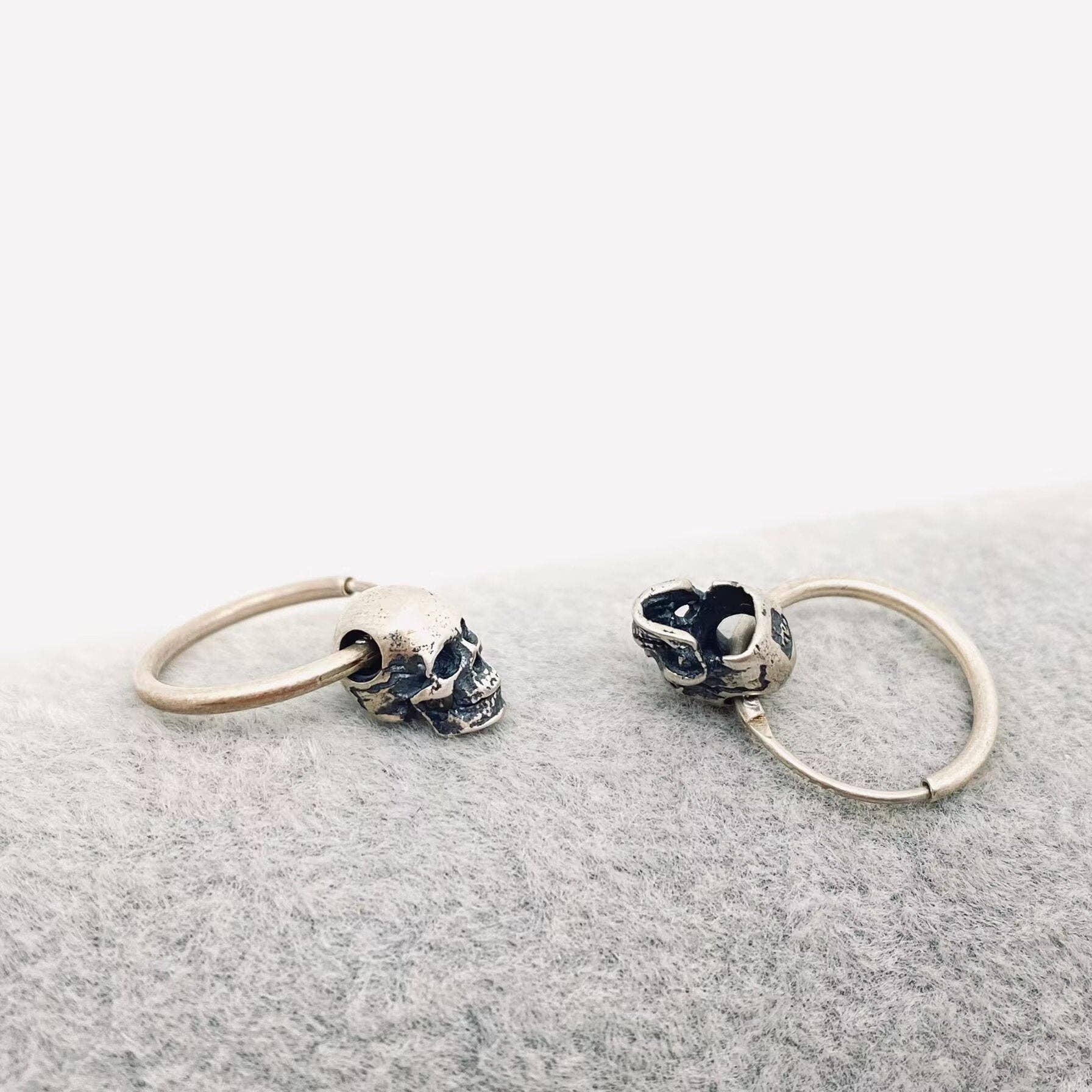 S925 Sterling Silver Vintage Gothic Skull Huggie Earrings - GT - Loved To Death