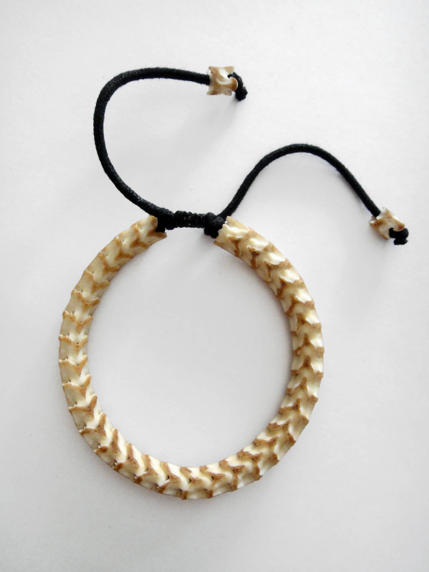 Snake Vertebrae Bracelet: Tan / 1 / 7" - Loved To Death