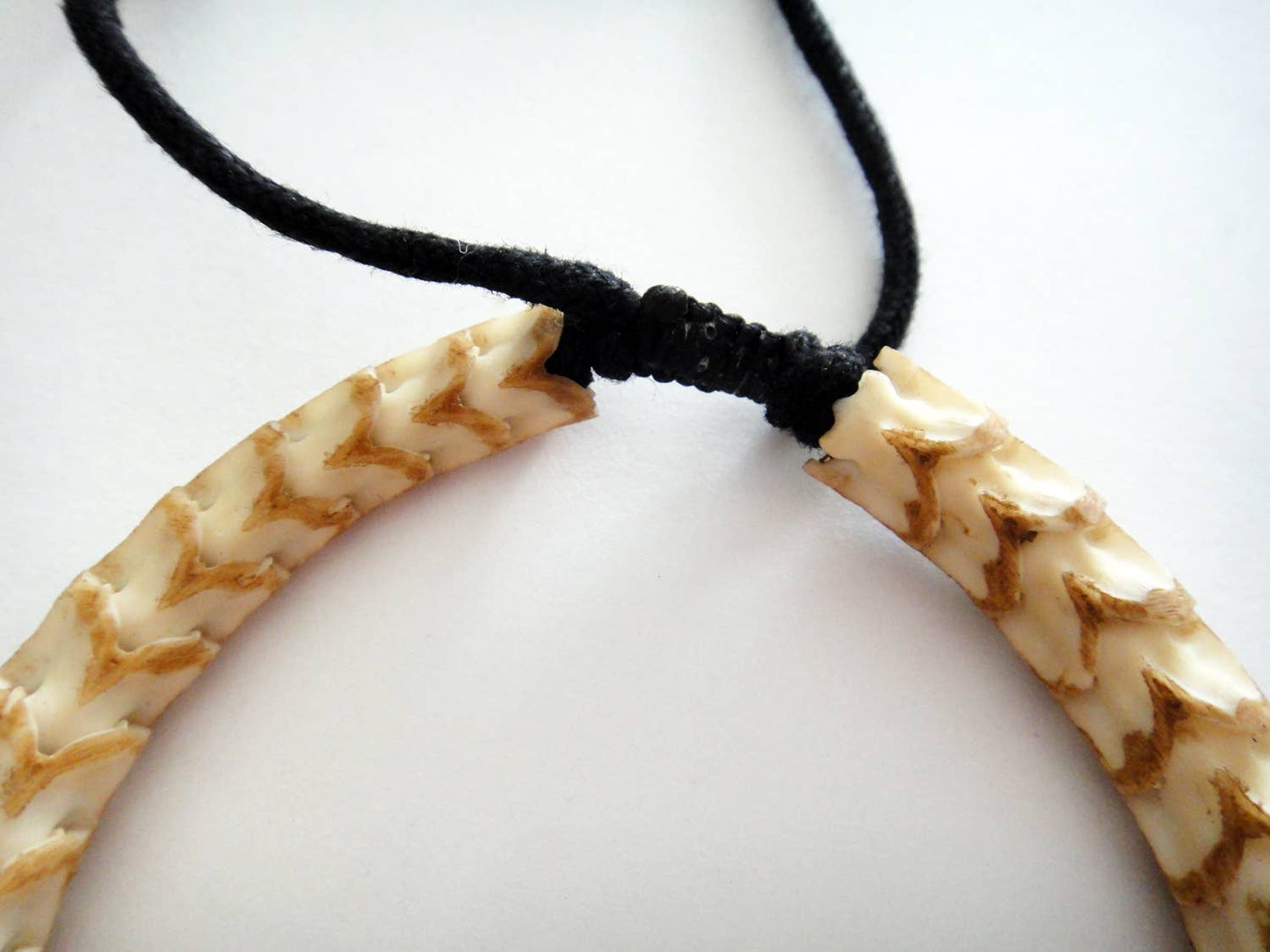 Snake Vertebrae Bracelet: Tan / 1 / 7" - Loved To Death