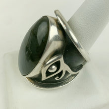 Load image into Gallery viewer, Sterling Horus Labradorite Ring
