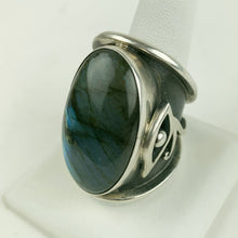 Load image into Gallery viewer, Sterling Horus Labradorite Ring

