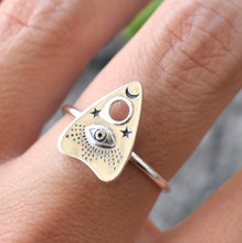 Load image into Gallery viewer, Sterling Ouija Planchette Ring
