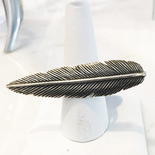 Load image into Gallery viewer, Feather Sterling Ring
