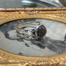Load image into Gallery viewer, Raven Eye Sterling Silver Scroll Filigree Ring

