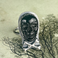 Load image into Gallery viewer, Skull &amp; Crossbones Sterling Ring Onyx
