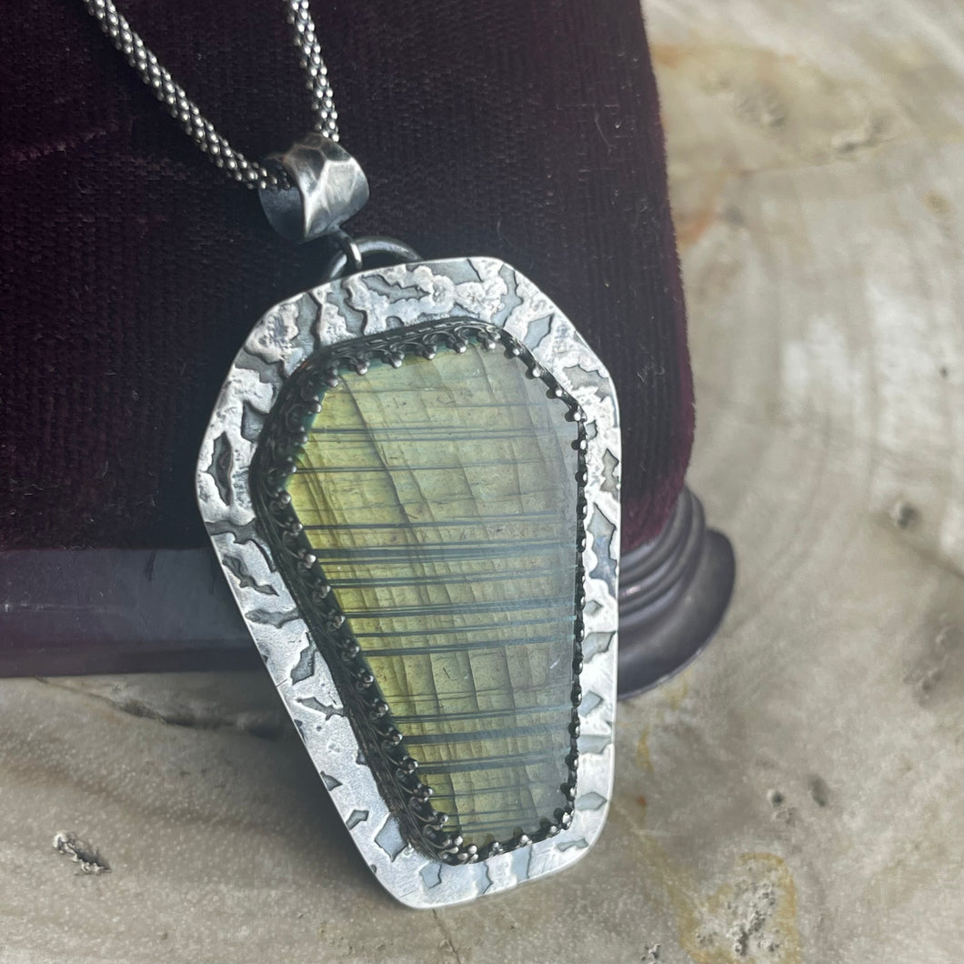 { Lorna } Green & Gold Labradorite & Sterling Bats Coffin Necklace