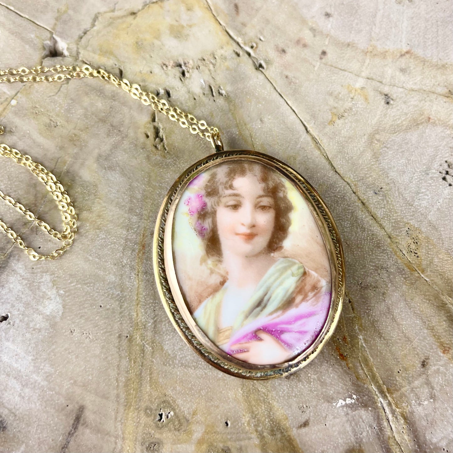 Victorian Hand Painted Porcelain Rolled Rose Gold Necklace Brooch