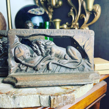 Load image into Gallery viewer, Antique Lion of Lucerne Cast Iron Bookends
